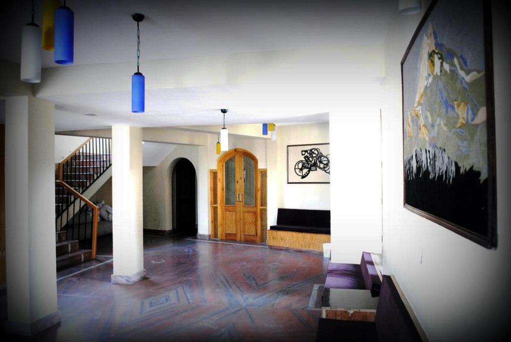 Hotel Welcome Residency Срінагар Номер фото