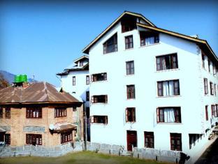 Hotel Welcome Residency Срінагар Екстер'єр фото